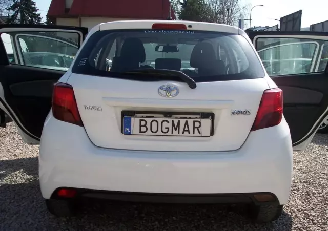 TOYOTA Yaris 1.0 Active EU6