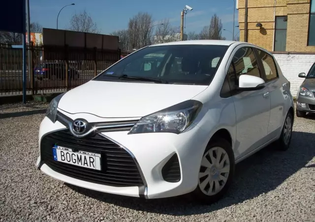TOYOTA Yaris 1.0 Active EU6
