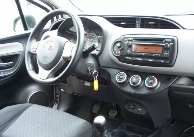 TOYOTA Yaris 1.0 Active EU6