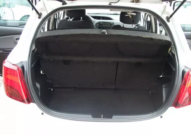 TOYOTA Yaris 1.0 Active EU6