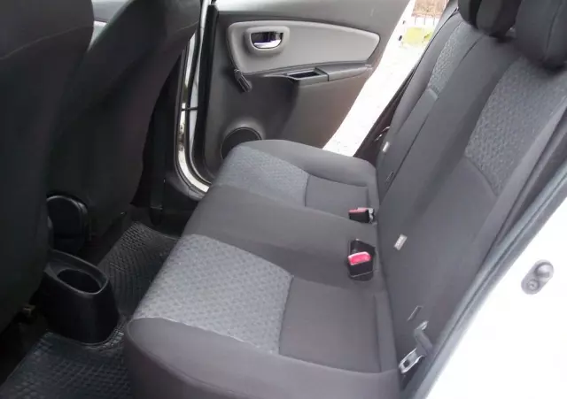 TOYOTA Yaris 1.0 Active EU6