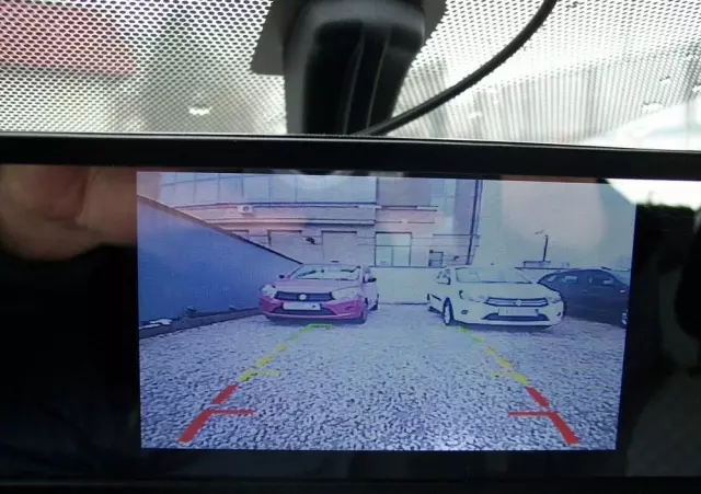 TOYOTA Yaris 1.0 Active EU6