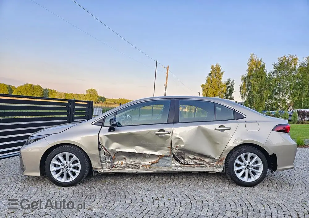 TOYOTA Corolla 1.8 Hybrid Comfort