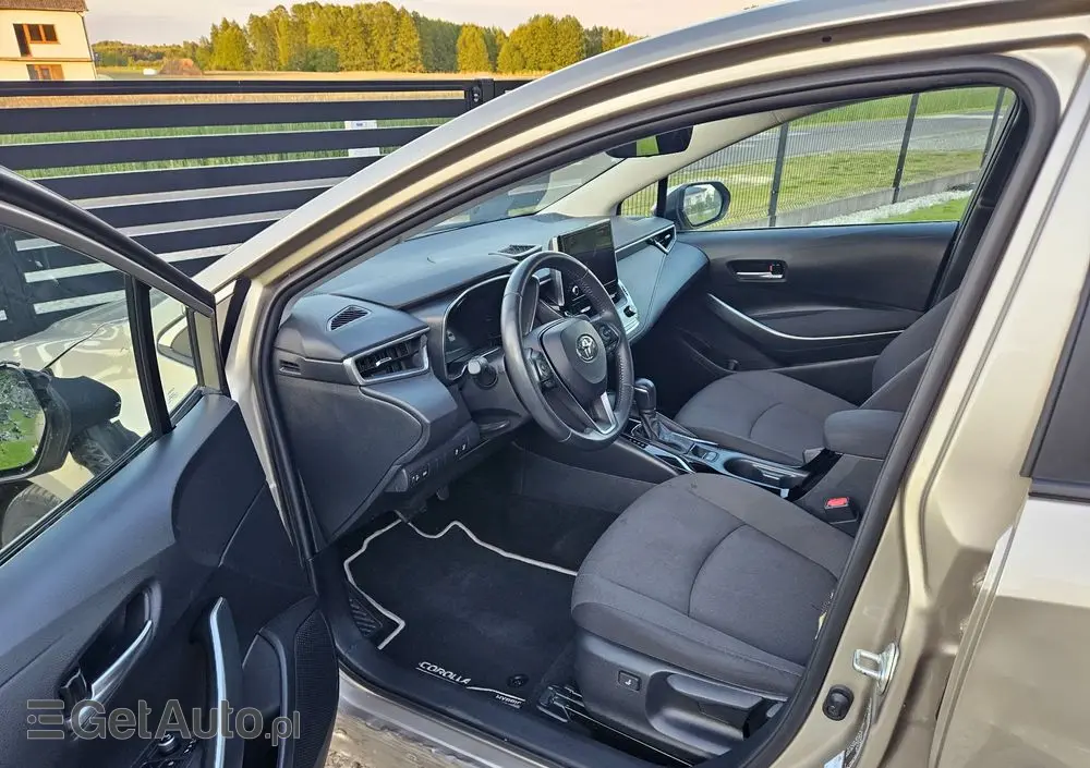 TOYOTA Corolla 1.8 Hybrid Comfort