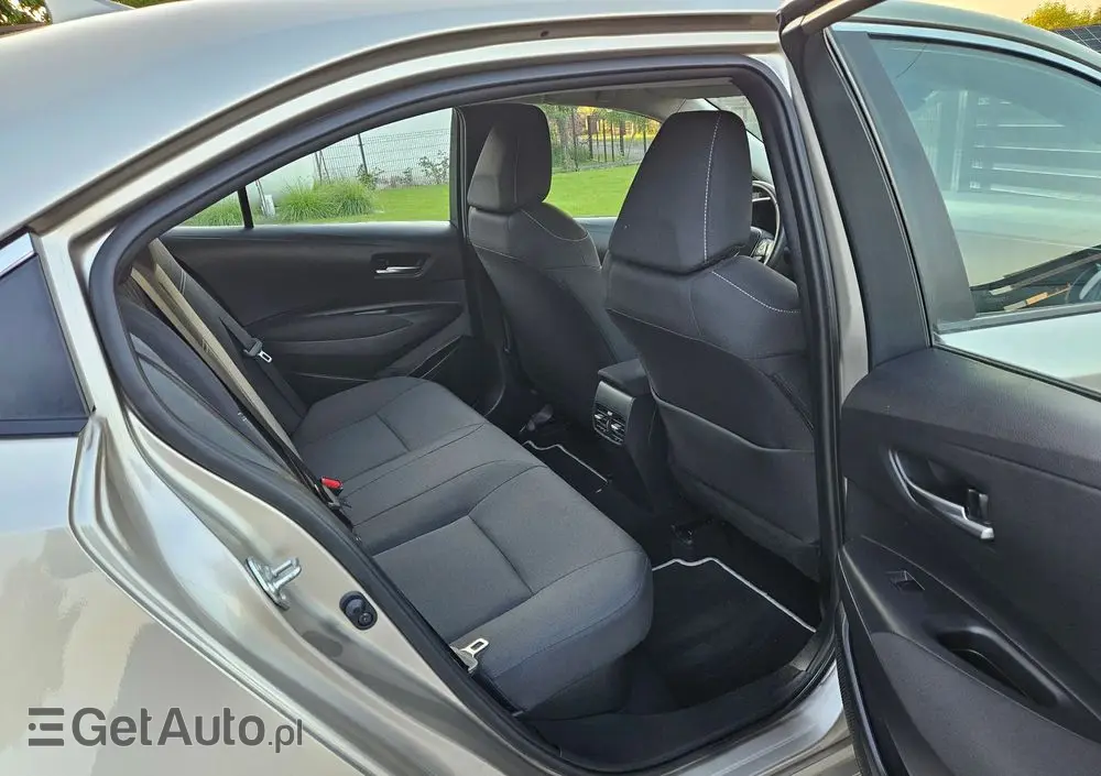 TOYOTA Corolla 1.8 Hybrid Comfort