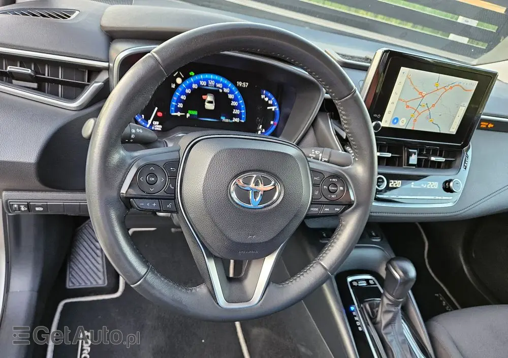 TOYOTA Corolla 1.8 Hybrid Comfort