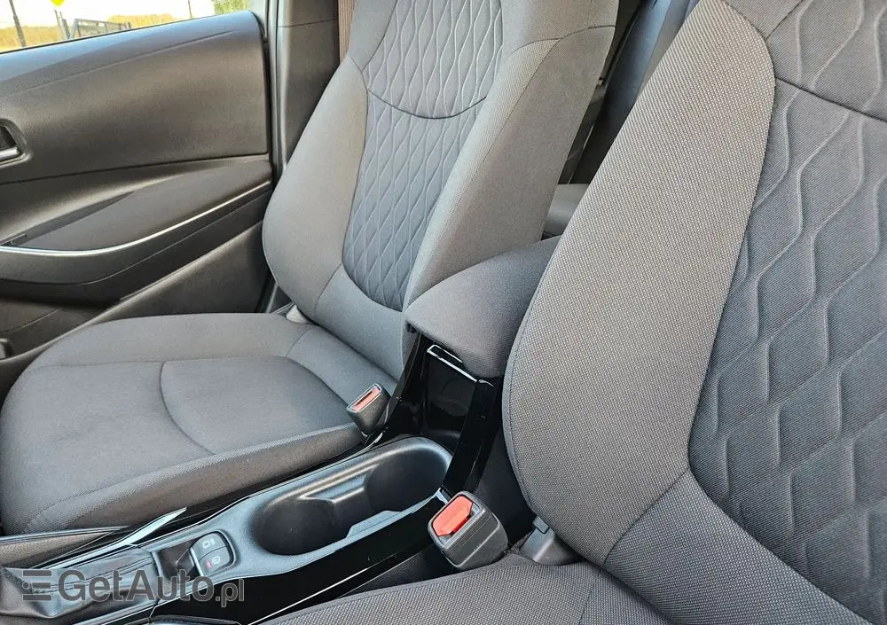 TOYOTA Corolla 1.8 Hybrid Comfort