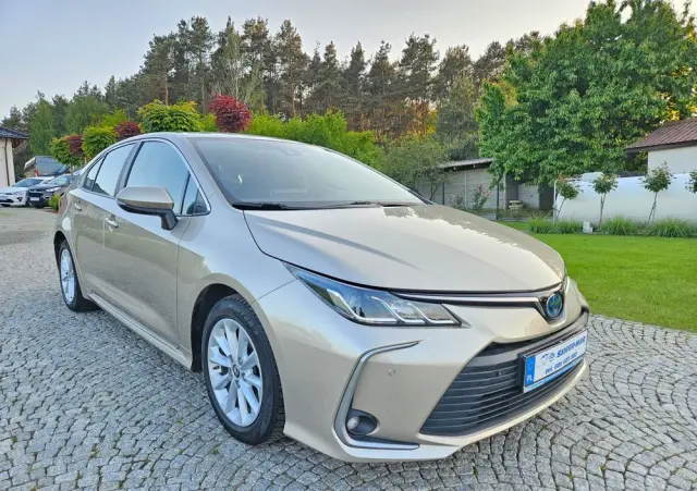 TOYOTA Corolla 1.8 Hybrid Comfort