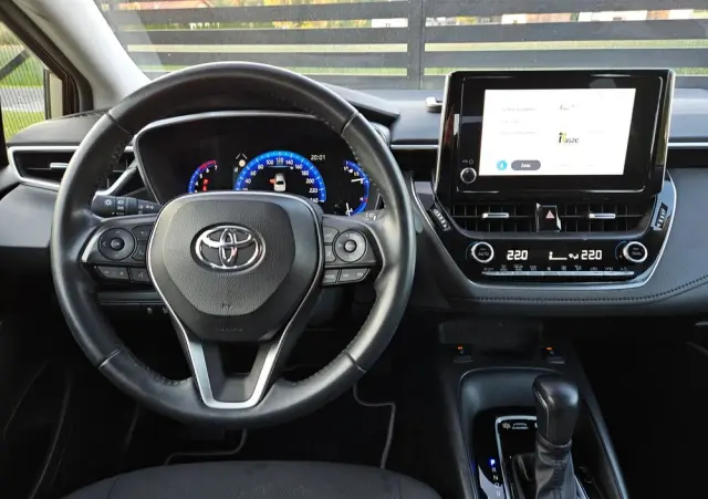 TOYOTA Corolla 1.8 Hybrid Comfort