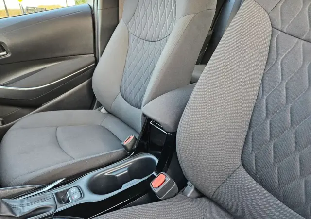 TOYOTA Corolla 1.8 Hybrid Comfort