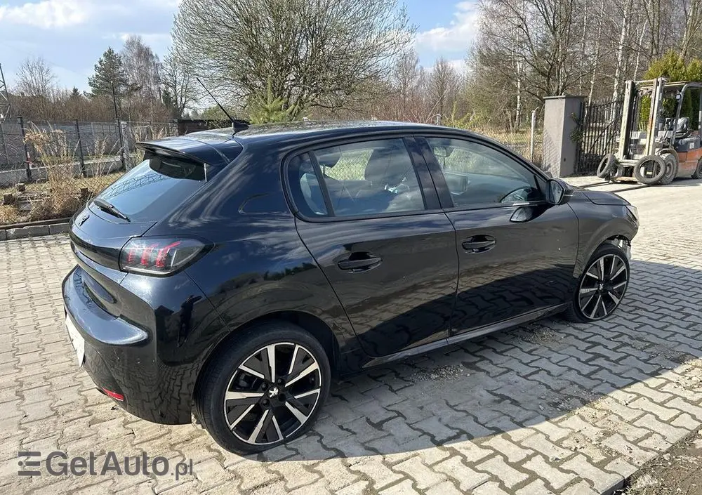 PEUGEOT 208 PureTech 100 Allure