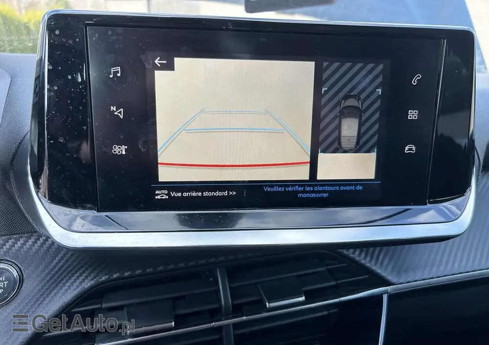 PEUGEOT 208 PureTech 100 Allure
