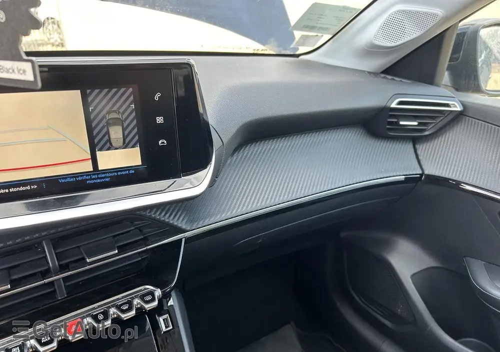 PEUGEOT 208 PureTech 100 Allure