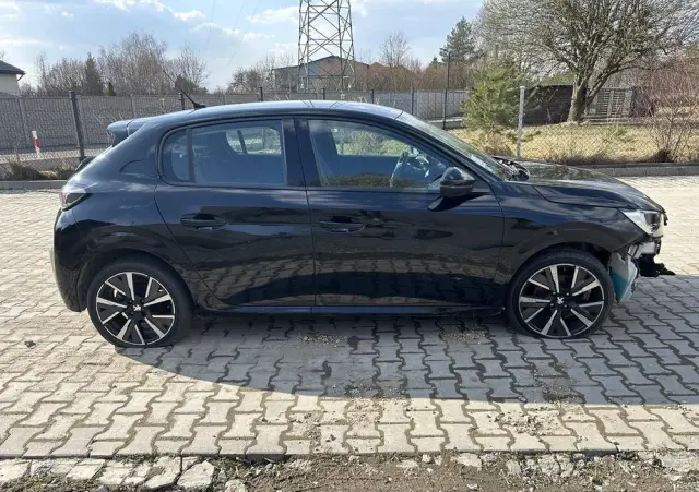 PEUGEOT 208 PureTech 100 Allure