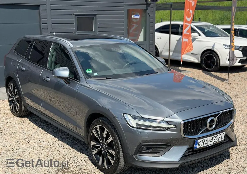 VOLVO V60 Cross Country D4 AWD Geartronic Pro