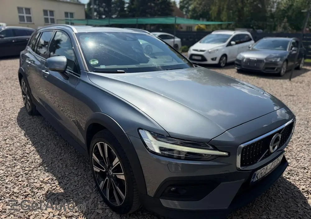 VOLVO V60 Cross Country D4 AWD Geartronic Pro