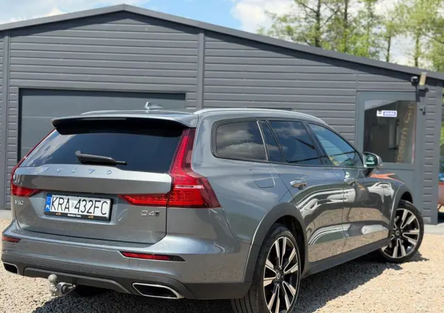 VOLVO V60 Cross Country D4 AWD Geartronic Pro