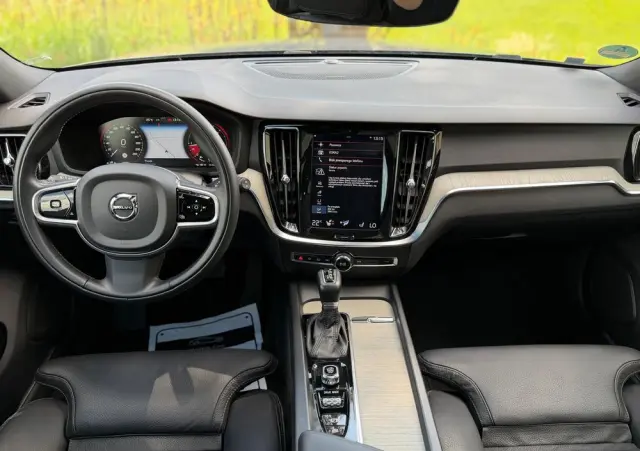 VOLVO V60 Cross Country D4 AWD Geartronic Pro