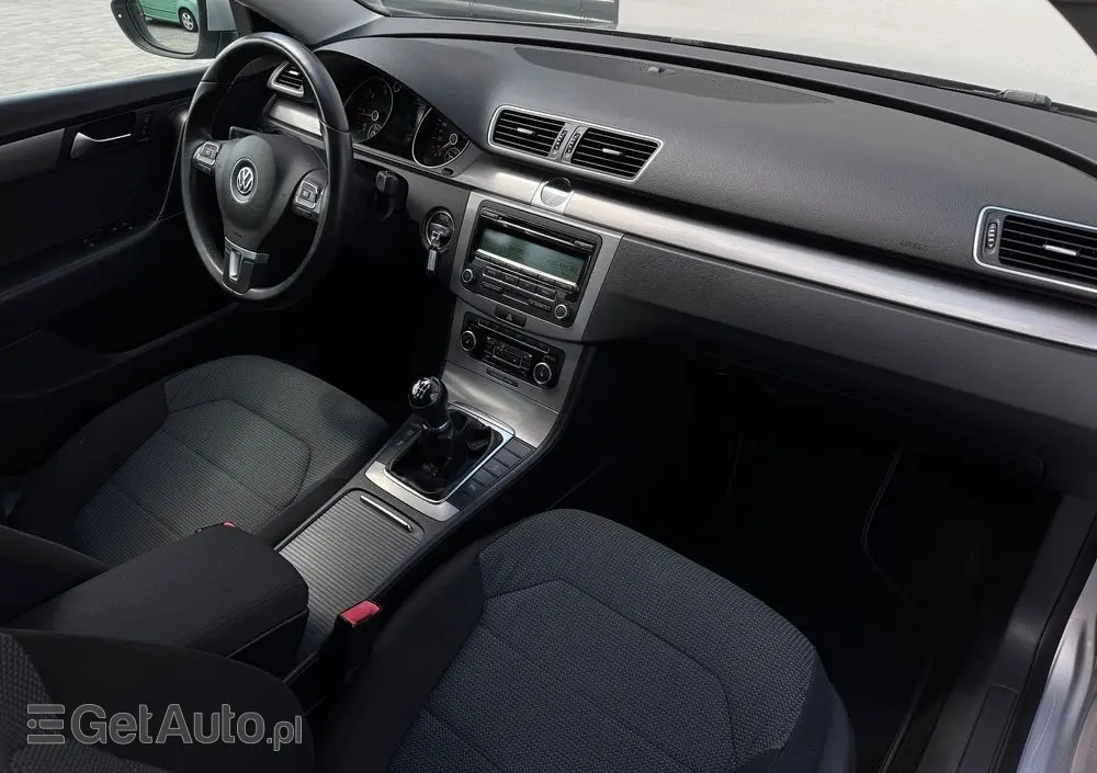 VOLKSWAGEN Passat 2.0 TDI Comfortline