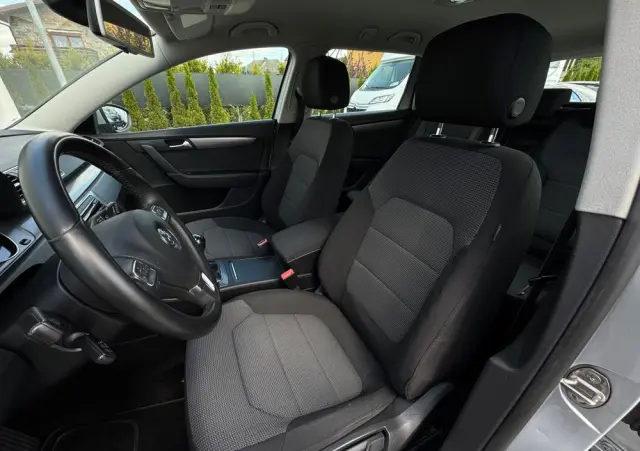 VOLKSWAGEN Passat 2.0 TDI Comfortline