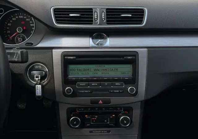 VOLKSWAGEN Passat 2.0 TDI Comfortline