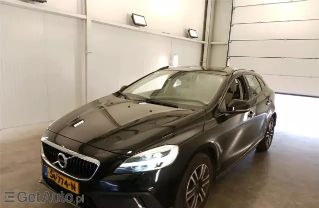 VOLVO V40 2.0 D2 (120 KM)