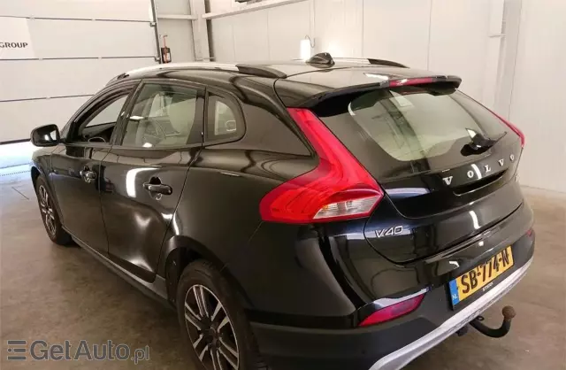 VOLVO V40 2.0 D2 (120 KM)