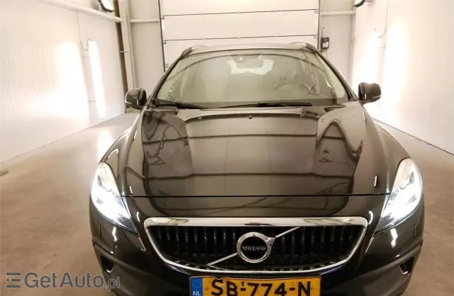 VOLVO V40 2.0 D2 (120 KM)