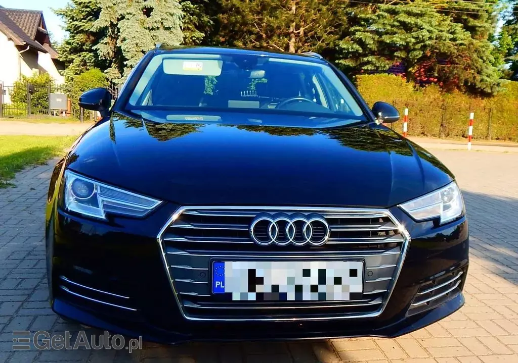 AUDI A4 
