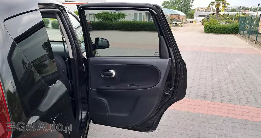 NISSAN Note 1.6 Tekna EU5