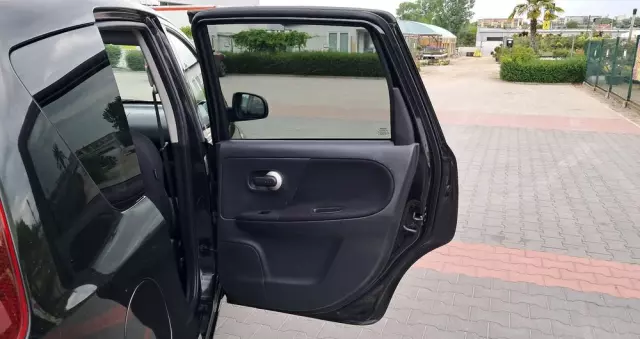 NISSAN Note 1.6 Tekna EU5