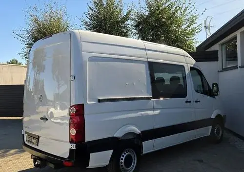 VOLKSWAGEN Crafter 