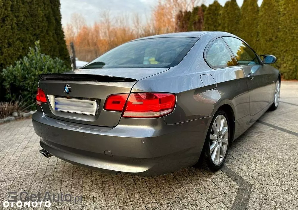 BMW Seria 3 325i Coupe