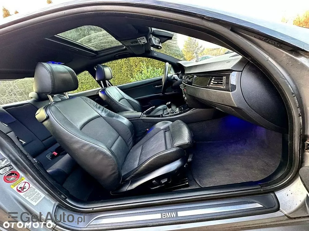 BMW Seria 3 325i Coupe