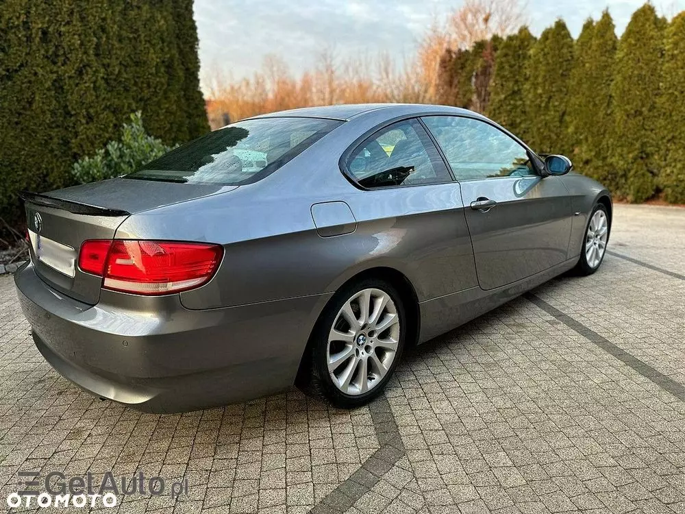 BMW Seria 3 325i Coupe