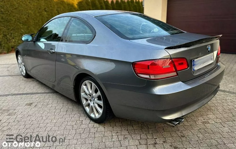 BMW Seria 3 325i Coupe