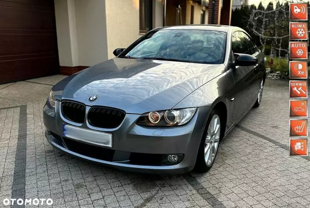 BMW Seria 3 325i Coupe