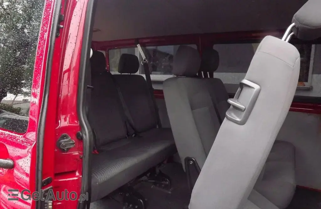 VOLKSWAGEN TRANSPORTER 