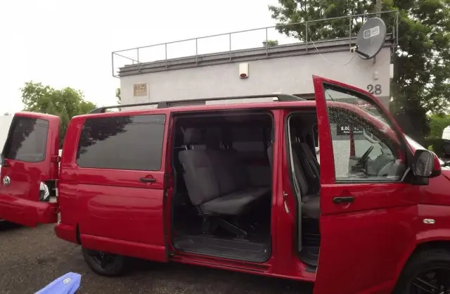 VOLKSWAGEN TRANSPORTER 