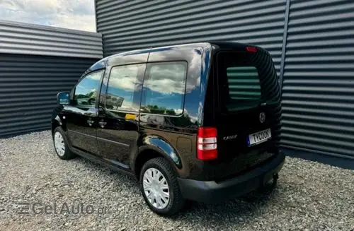 VOLKSWAGEN Caddy California 
