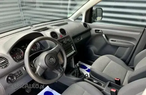 VOLKSWAGEN Caddy California 