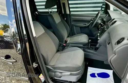 VOLKSWAGEN Caddy California 