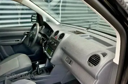 VOLKSWAGEN Caddy California 