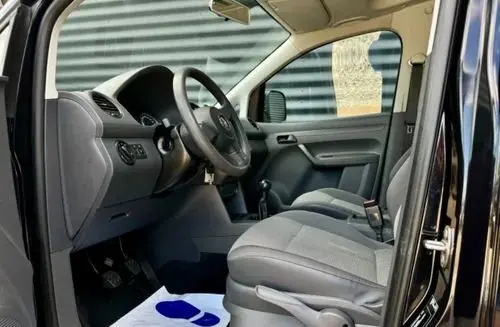 VOLKSWAGEN Caddy California 