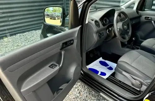 VOLKSWAGEN Caddy California 