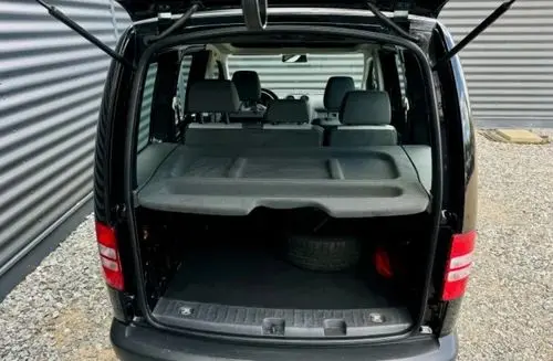 VOLKSWAGEN Caddy California 