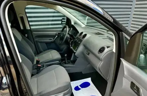 VOLKSWAGEN Caddy California 