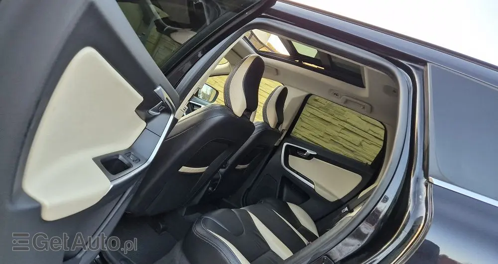 VOLVO XC 60 D4 RDesign