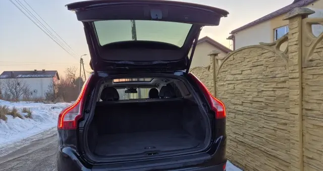 VOLVO XC 60 D4 RDesign