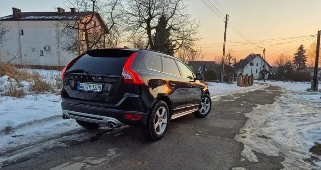 VOLVO XC 60 D4 RDesign